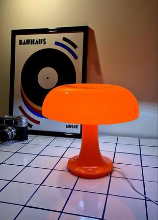 Стильна лампа гриб