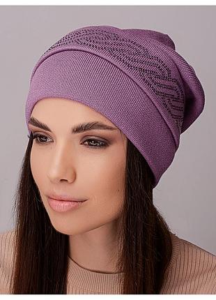 Стильная женская теплая шапка со стразами