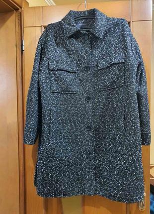 Пальто женское размер 20
большой размер
полиэстр