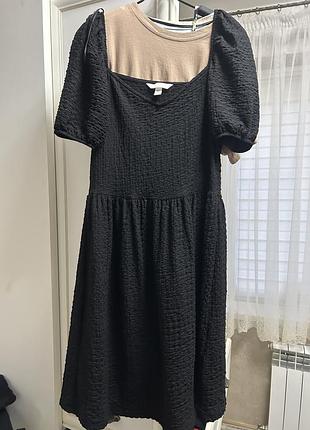 Плаття чорного кольору