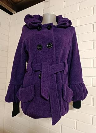 Укорочене пальто з натуральної тканини розміром m-l