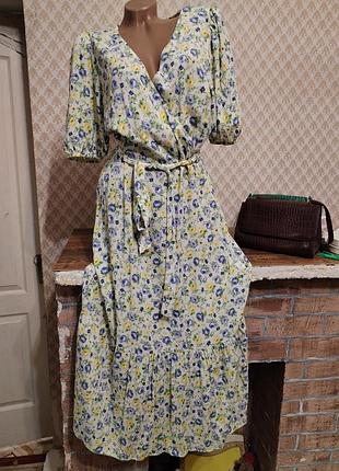 Платье вискозное в цветочный принт