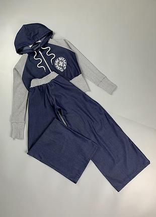 Брючний костюм