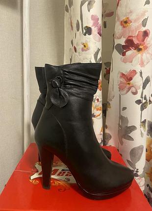 Жіночі батільени  штучна шкіра