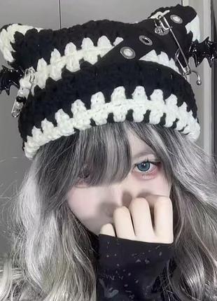 Шапка смужка з готичними аксесуарами готика гранж e-girl лоліта