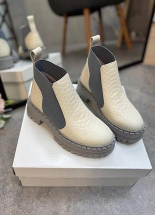 Черевики челсі з італійської шкіри під рептилію бежеві сірі