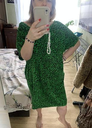 Батальна велюрова сукня в леопринт