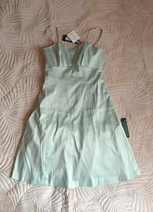 Сукня на випускний