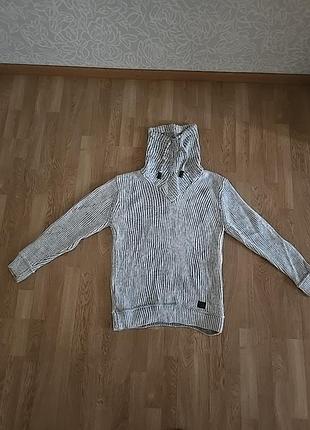 Мужской свитер. тёплый.