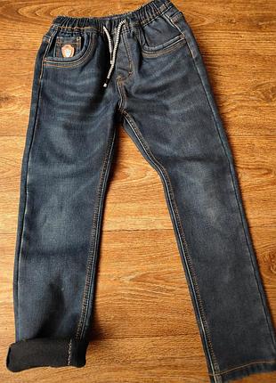 Новые на байке джинсы