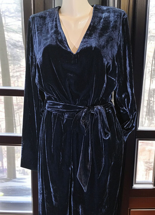 Комбінезон брючний, велюровий, ошатний.