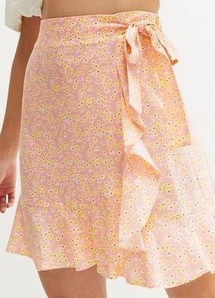 Рожева спідниця