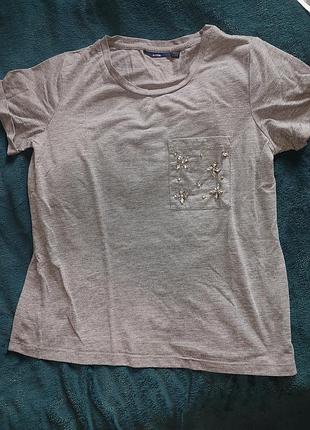 Футболка з карманчиком і стразами