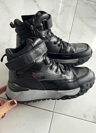 Зимние ботинки