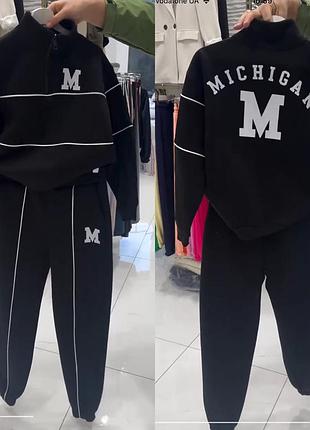 Костюм спортивний