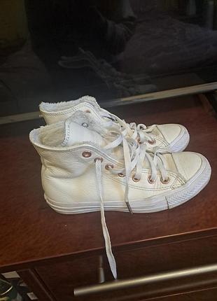 Ботинки кеды конверсы утепленные, тонким мехом