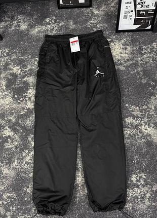 Нейлоновые брюки jordan😍