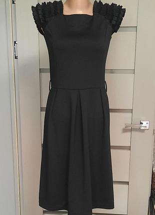 Платье фирмовое