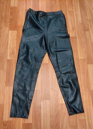 Кожаные брюки леггинсы от zara