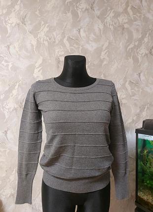 Жіночий джемпер з вмістом вовни