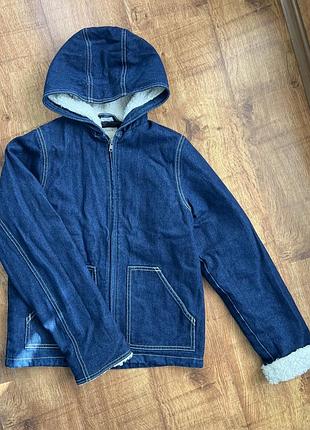 Джинсова курточка