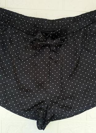 Шорты пижамные с гипюровыми вставками