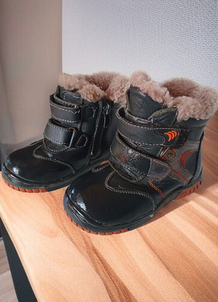 Зимние детские сапоги