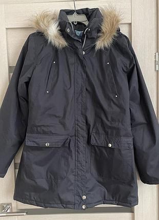 Зимова жіноча курточка