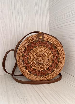 Плетена жіноча сумка