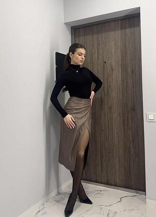Юбка миди на запах из экокожи