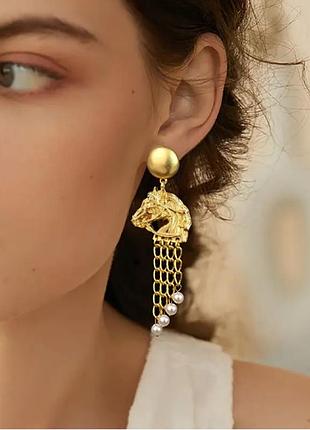 Длинные серьги лошади с цепями, 1616-1