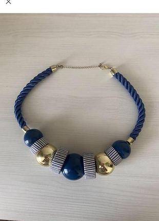 Ефектне масивне колоритне намисто