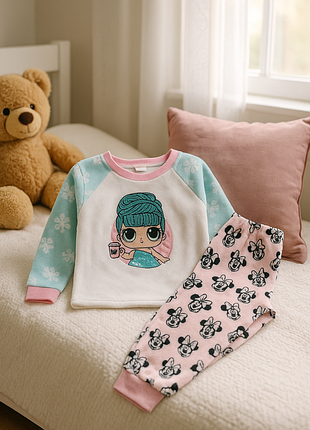 Теплая уютная пижама р.8-9 лет