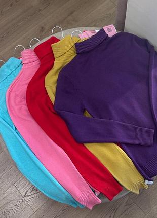 Теплі та приємні гольфи