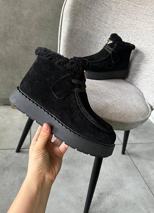 Женские ботинки
