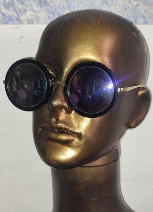 Круглі темні сонцезахисні окуляри unisex