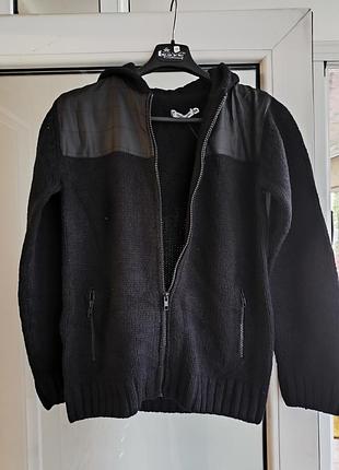 Кофта на молнии с капюшоном