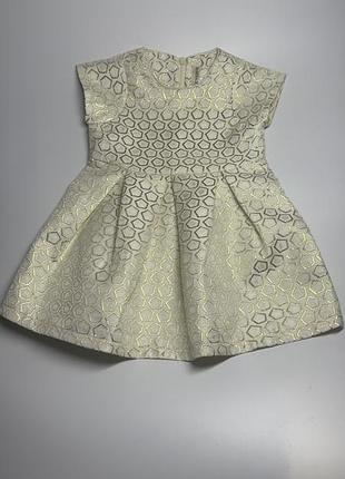 Платье на девочку
