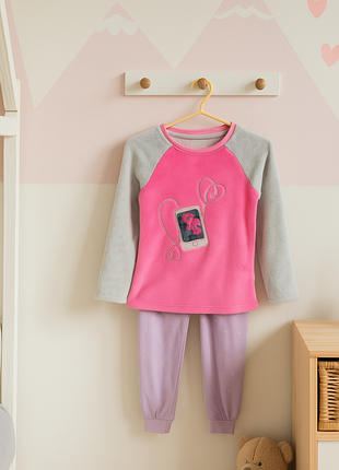 Теплая уютная пижама р 8-9 лет