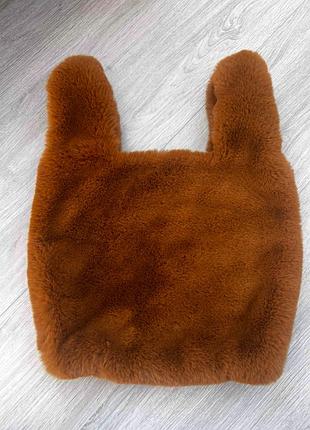 Сумка тедді від urban outfitters з штучного хутра