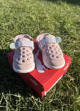 Взуття,дитячі босоніжки ,оригінальні puma,розмір 20,13см