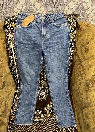 Джинси next