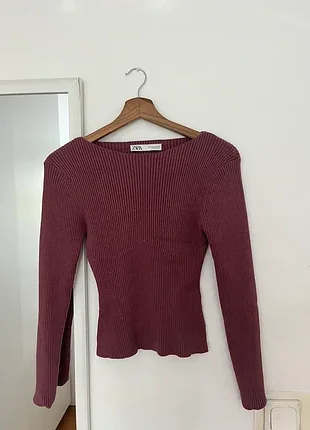 Базовый джемпер в рубчик zara винно-сливового цвета размер s