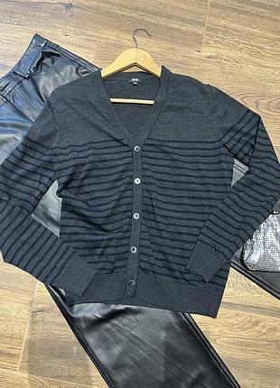 Чудовий кардиган 100% шерсть від uniqlo