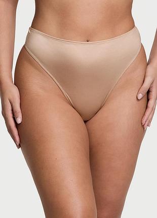 Завищені трусики-стрінги victoria’s secret розмір s. вікторія сікрет