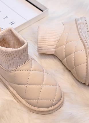 Черевики для дівчат