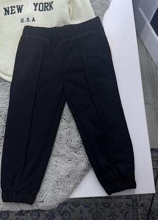 Штани джогери чорні kiabi  для дівчинки 3 роки 98