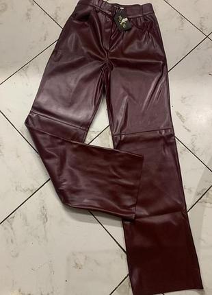 Штаны кожаные на флисе бордовые 40-42 размер s
