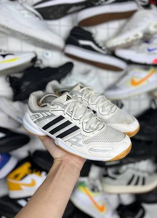 Кросівки adidas