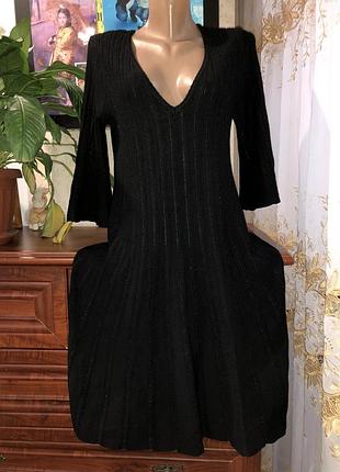 Гарна тепла сукня плаття з глибоким декольте та люрексом стан нового!!!!